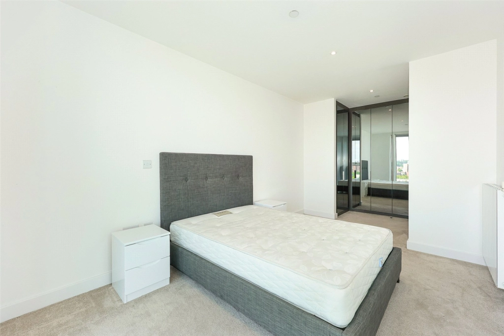 1 bedroom apartments/flats for sale in Victory Parade, Woolwich - SE18 view 10
