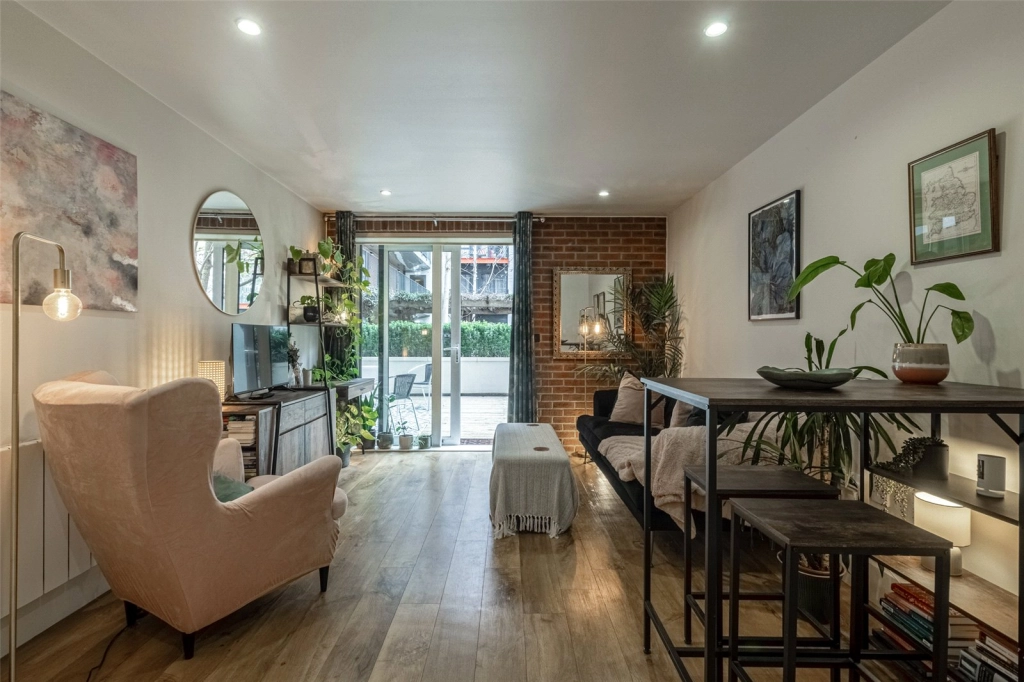 1 bedroom apartments/flats for sale in Major Draper Street, Royal Arsenal - SE18 view 9