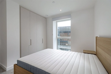 Brigadier Walk, London - SE18 view 4