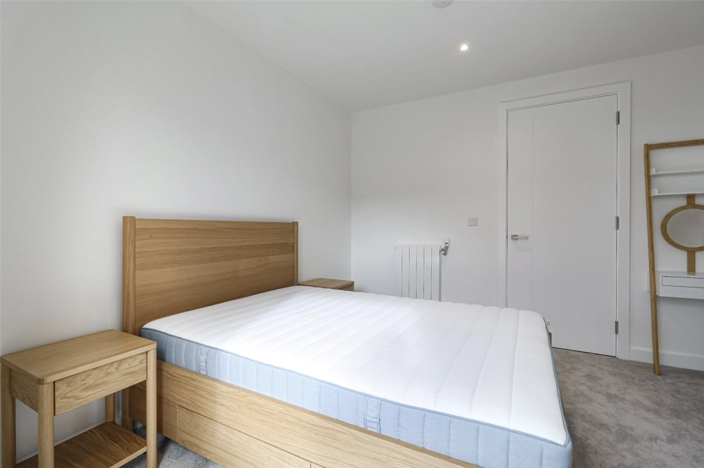 1 bedroom apartments/flats for sale in Brigadier Walk, London - SE18 view 5