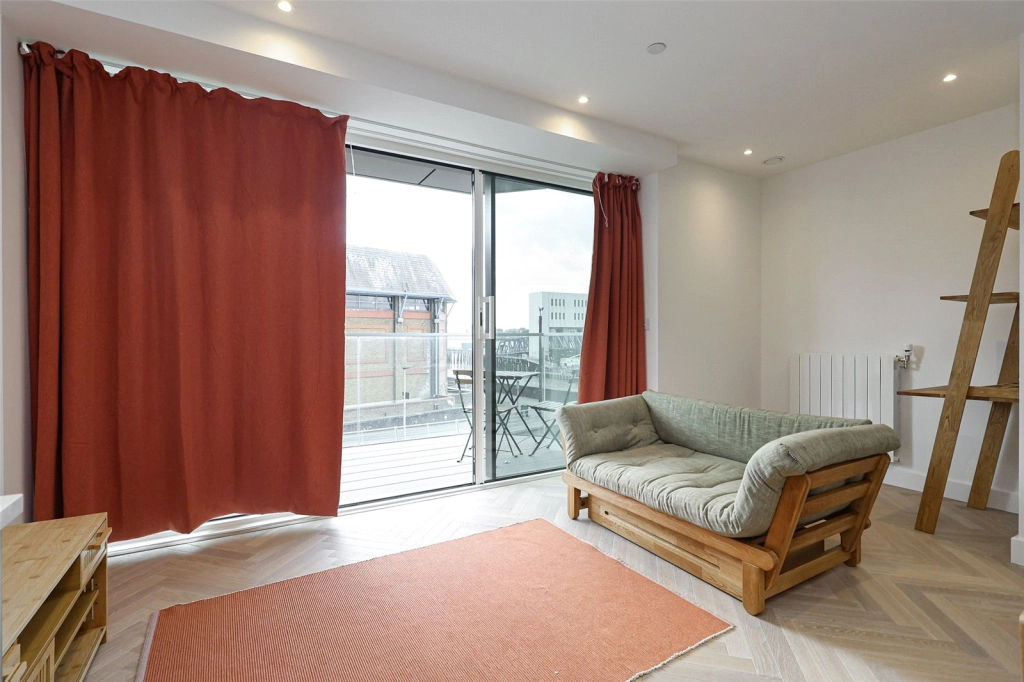 1 bedroom apartments/flats for sale in Brigadier Walk, London - SE18 view 8