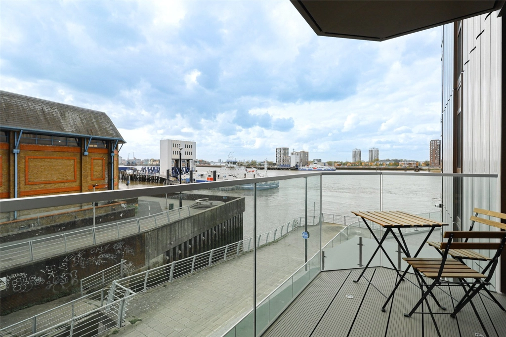 1 bedroom apartments/flats for sale in Brigadier Walk, London - SE18 view 14
