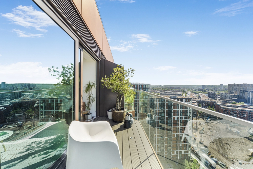 1 bedroom apartments/flats for sale in Brigadier Walk, Woolwich - SE18 view 16