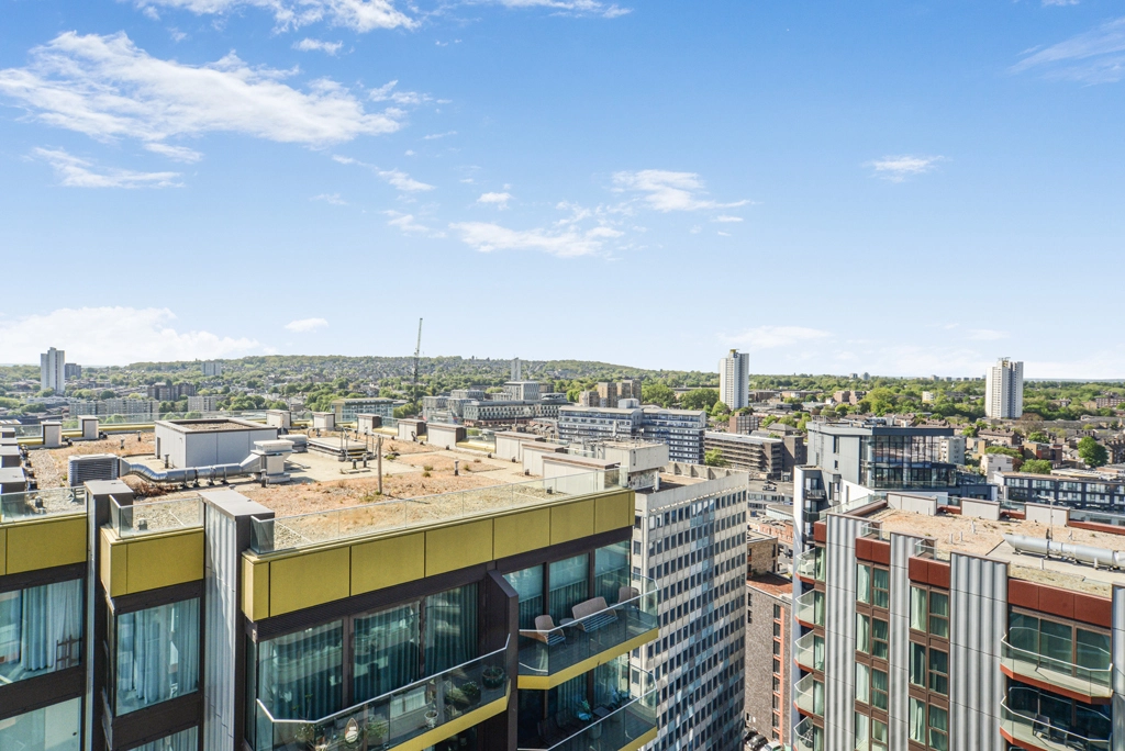 1 bedroom apartments/flats for sale in Brigadier Walk, Woolwich - SE18 view 13