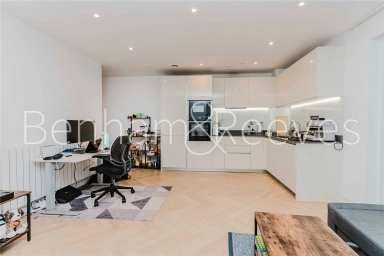 Pegler Square, London - SE3 view 19
