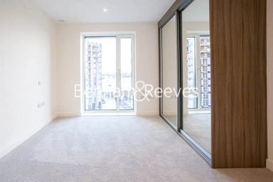 Duke of Wellington Avenue, London - SE18 view 4