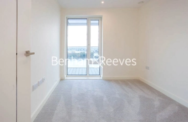 Duke of Wellington Avenue, London - SE18 view 6