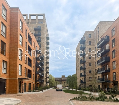 Vousden Grove, London - SE28 view 16