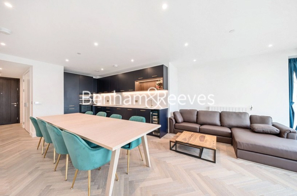 3 bedrooms apartments/flats for sale in Brigadier Walk, London - SE18 view 4