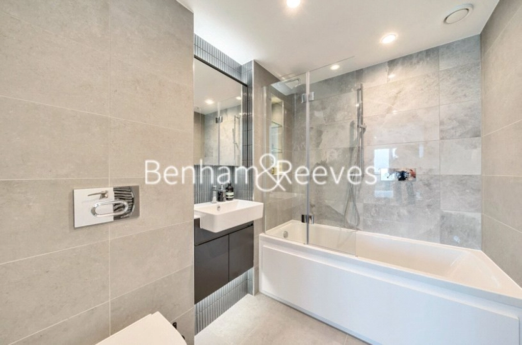 3 bedrooms apartments/flats for sale in Brigadier Walk, London - SE18 view 14