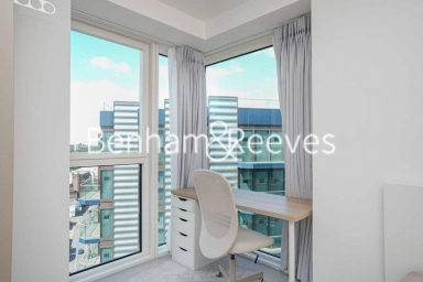 Brigadier Walk, London - SE18 view 11