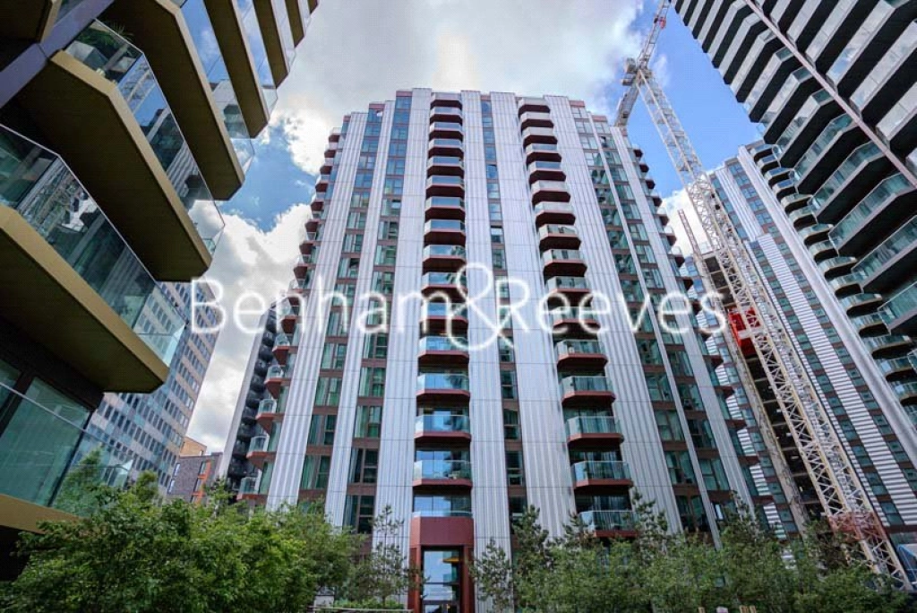 3 bedrooms apartments/flats for sale in Brigadier Walk, London - SE18 view 12