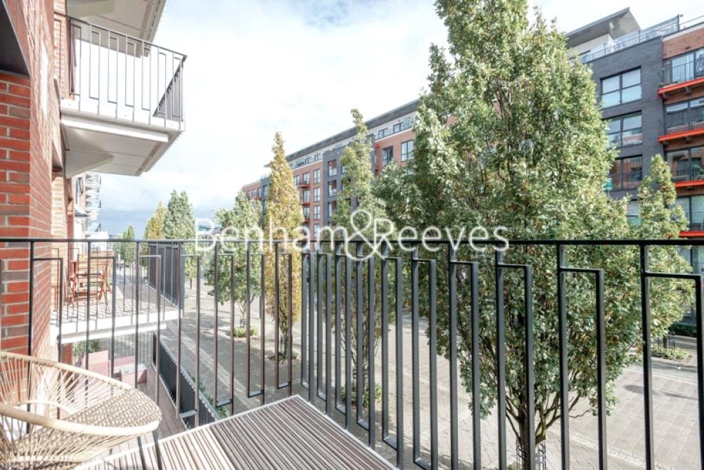 1 bedroom apartments/flats for sale in Thunderer Walk, London - SE18 view 5