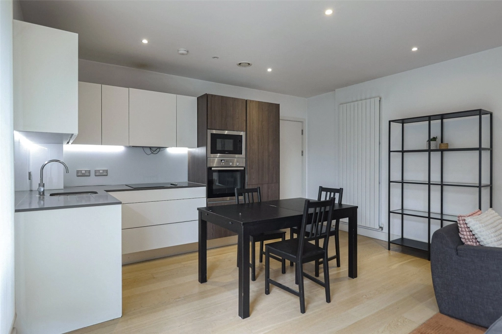 2 bedrooms apartments/flats for sale in Duke of Wellington Avenue, Woolwich - SE18 view 11