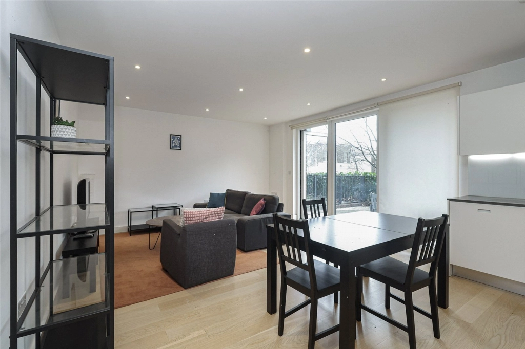2 bedrooms apartments/flats for sale in Duke of Wellington Avenue, Woolwich - SE18 view 10
