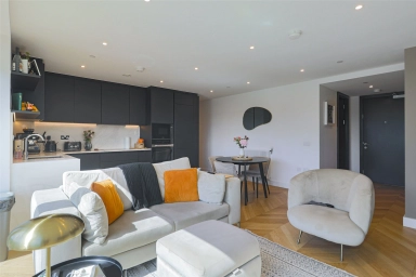 Brigadier Walk, Woolwich - SE18 view 9