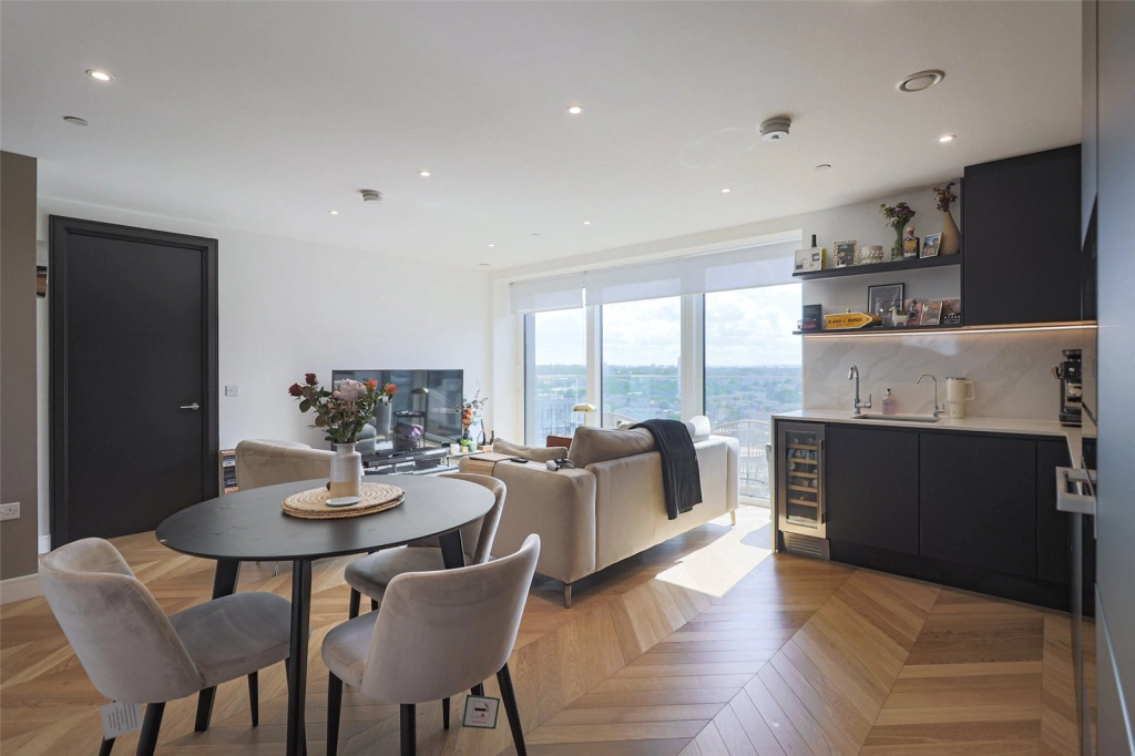 2 bedrooms apartments/flats for sale in Brigadier Walk, Woolwich - SE18 view 12