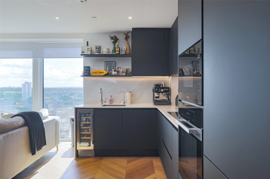 2 bedrooms apartments/flats for sale in Brigadier Walk, Woolwich - SE18 view 13
