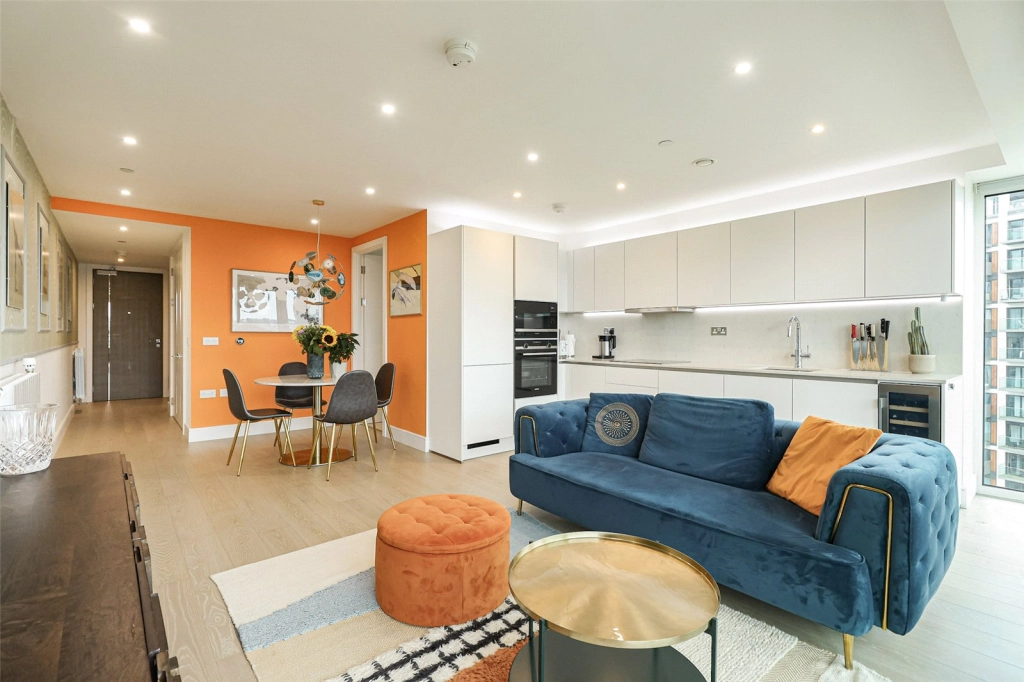 2 bedrooms apartments/flats for sale in Brigadier Walk, Woolwich - SE18 view 9