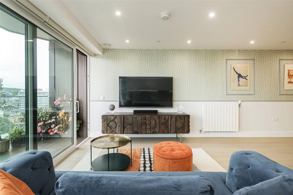 2 bedrooms apartments/flats for sale in Brigadier Walk, Woolwich - SE18 view 13