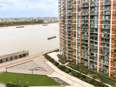 Brigadier Walk, Woolwich - SE18 view 22
