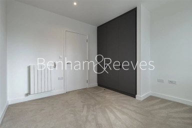 Pilkington Terrace Pettman Crescent, London - SE28 view 3