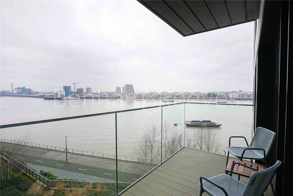 2 bedrooms apartments/flats for sale in Duke of Wellington Avenue, London - SE18 view 6