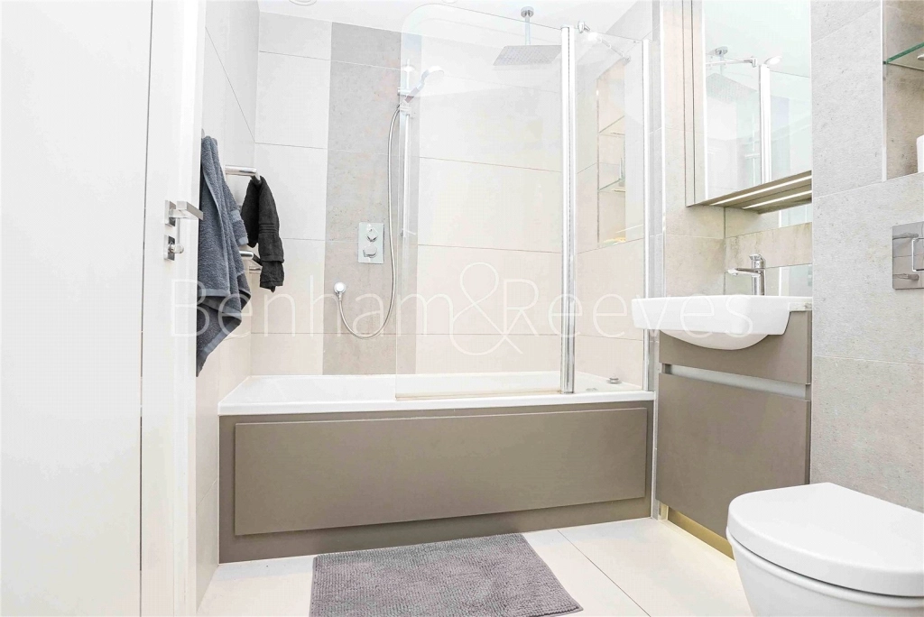 2 bedrooms apartments/flats for sale in Duke of Wellington Avenue, London - SE18 view 11