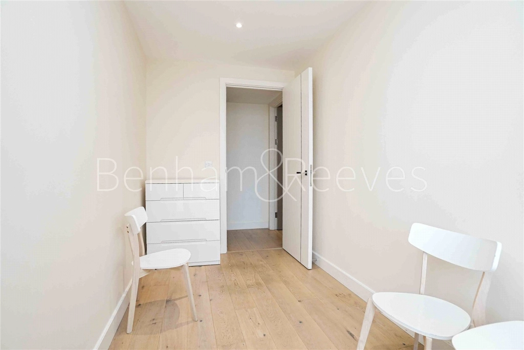 2 bedrooms apartments/flats for sale in Duke of Wellington Avenue, London - SE18 view 12