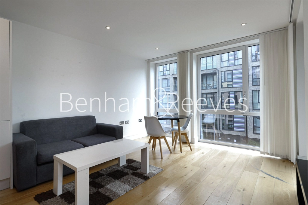1 bedroom apartments/flats for sale in Grove Place, London - SE9 view 3