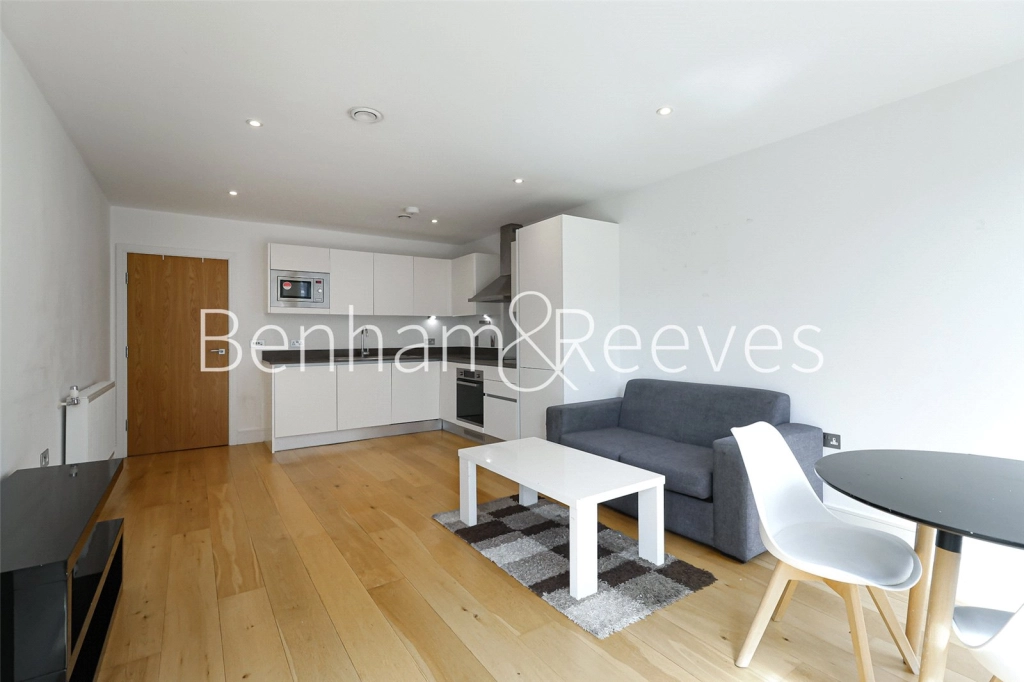 1 bedroom apartments/flats for sale in Grove Place, London - SE9 view 6