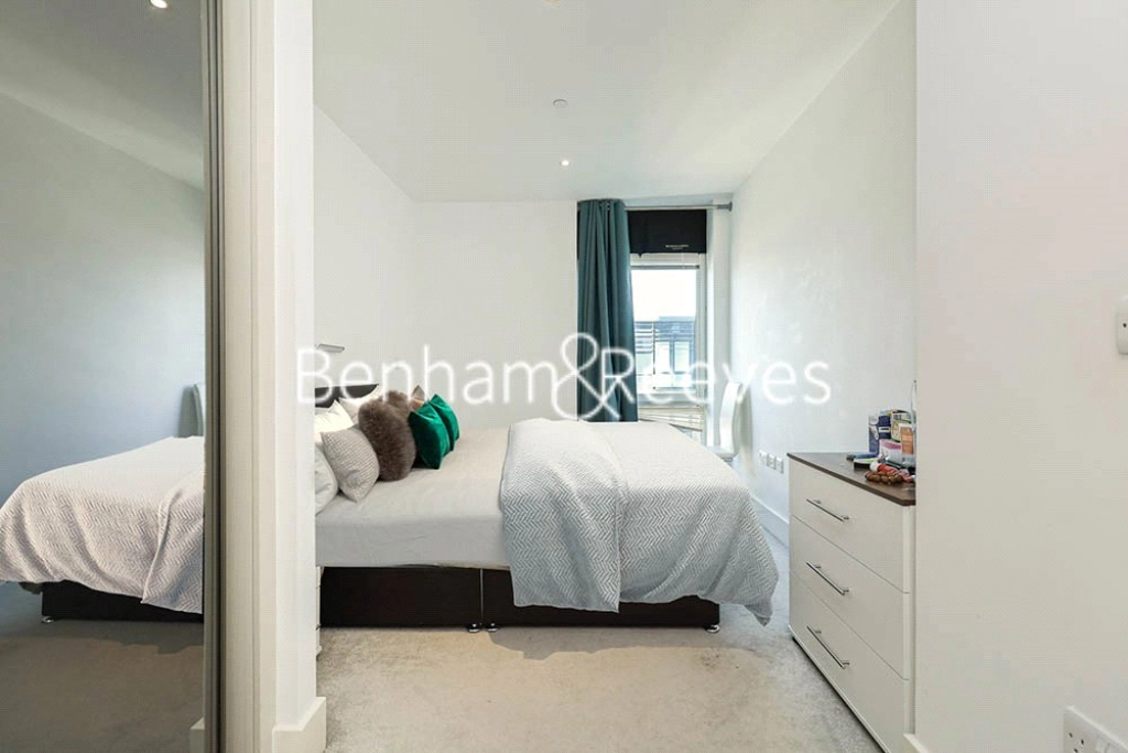 1 bedroom apartments/flats for sale in Victory Parade, Plumstead Road, London - SE18 view 10