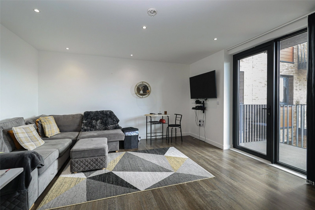 1 bedroom apartments/flats for sale in Woolwich High Street, Woolwich - SE18 view 8
