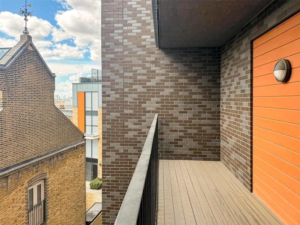 1 bedroom apartments/flats for sale in Woolwich High Street, Woolwich - SE18 view 16