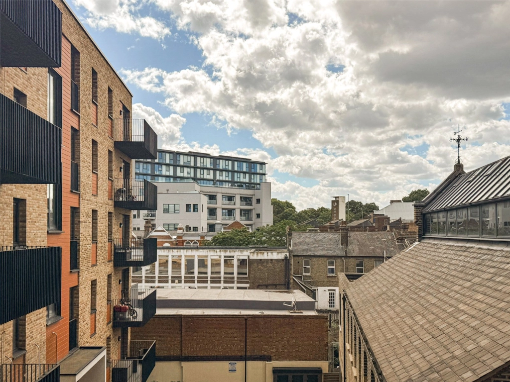 1 bedroom apartments/flats for sale in Woolwich High Street, Woolwich - SE18 view 17