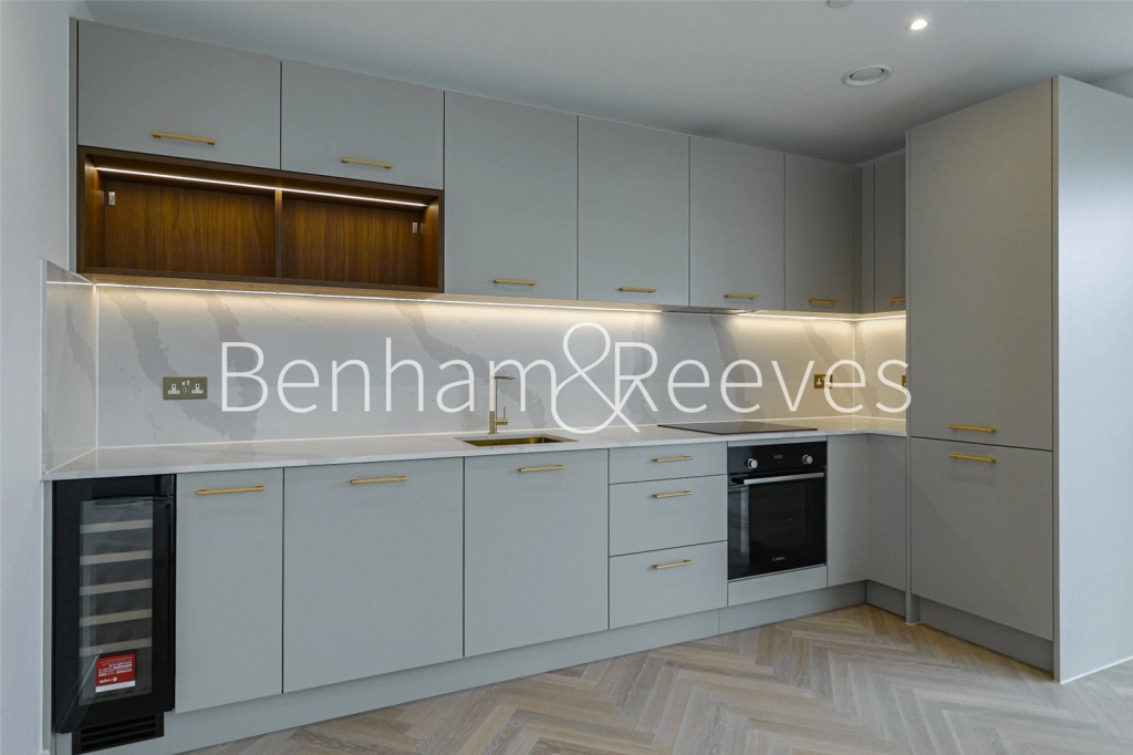 1 bedroom apartments/flats for sale in Brigadier Walk, London - SE18 view 12