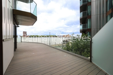 Brigadier Walk, London - SE18 view 14