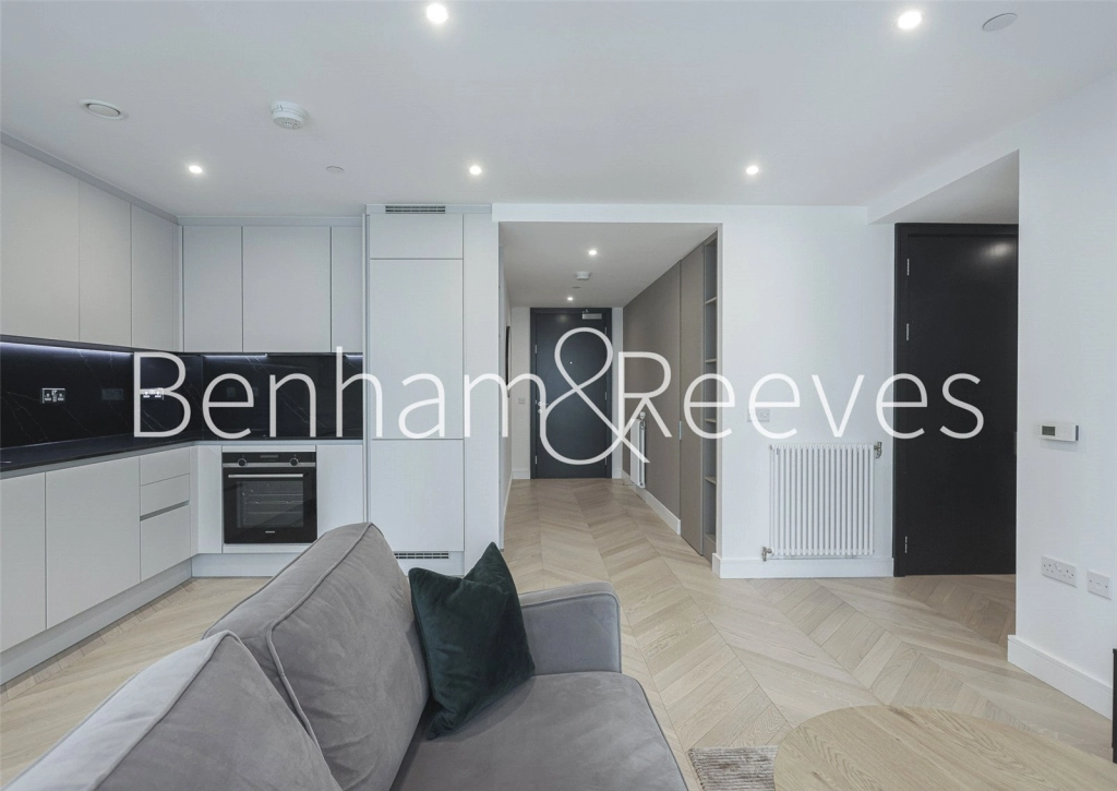 1 bedroom apartments/flats for sale in Brigadier Walk, London - SE18 view 15