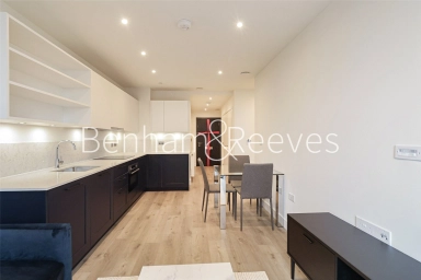 Affinity View, London - E16 view 2
