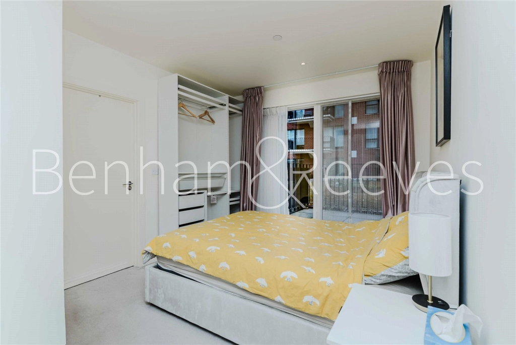 1 bedroom apartments/flats for sale in Thunderer Walk, London - SE18 view 13