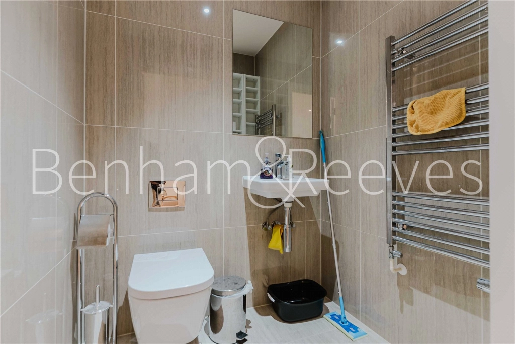 1 bedroom apartments/flats for sale in Thunderer Walk, London - SE18 view 14