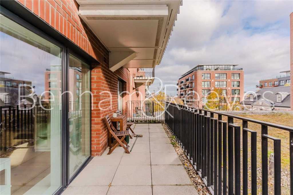 1 bedroom apartments/flats for sale in Thunderer Walk, London - SE18 view 15