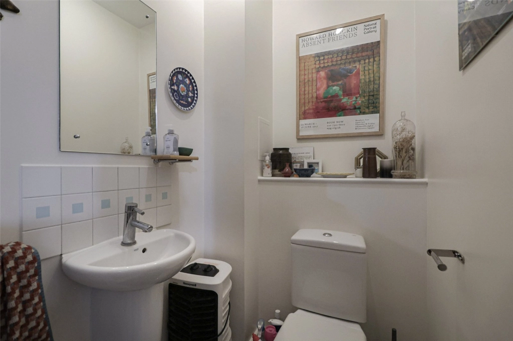 3 bedrooms houses for sale in Cadogan Road, Woolwich - SE18 view 16