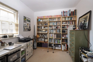 Cadogan Road, Woolwich - SE18 view 8