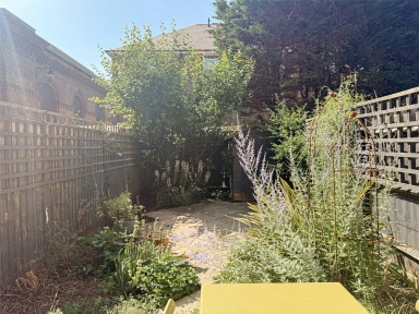 Cadogan Road, Woolwich - SE18 view 11