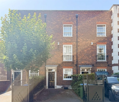 Cadogan Road, Woolwich - SE18 view 23