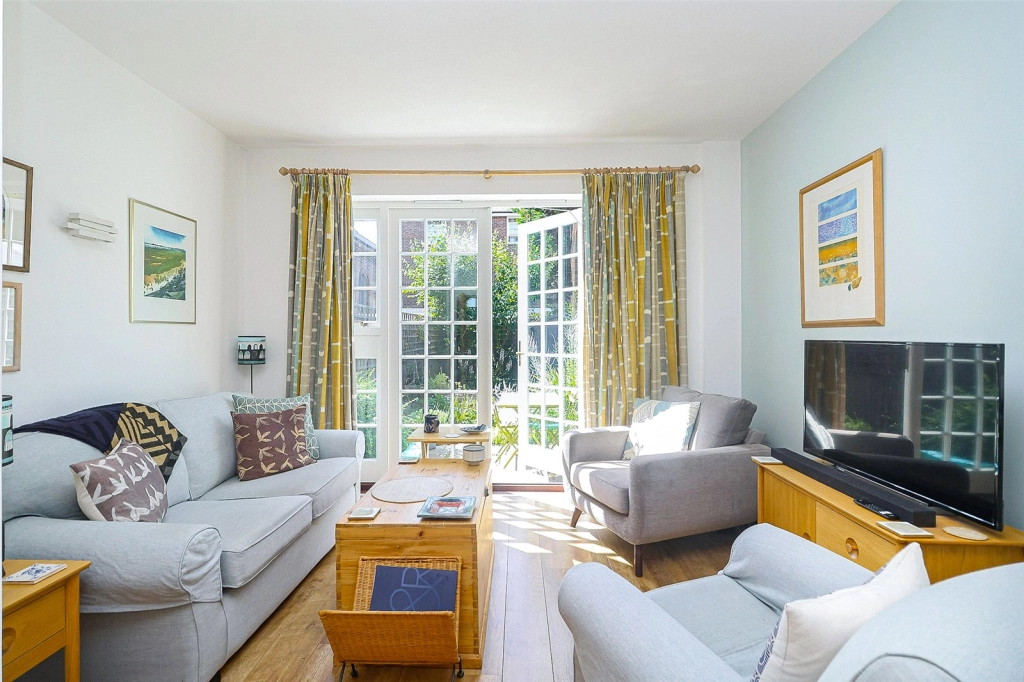 3 bedrooms houses for sale in Cadogan Road, Woolwich - SE18 view 16