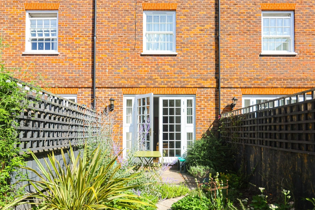 3 bedrooms houses for sale in Cadogan Road, Woolwich - SE18 view 20