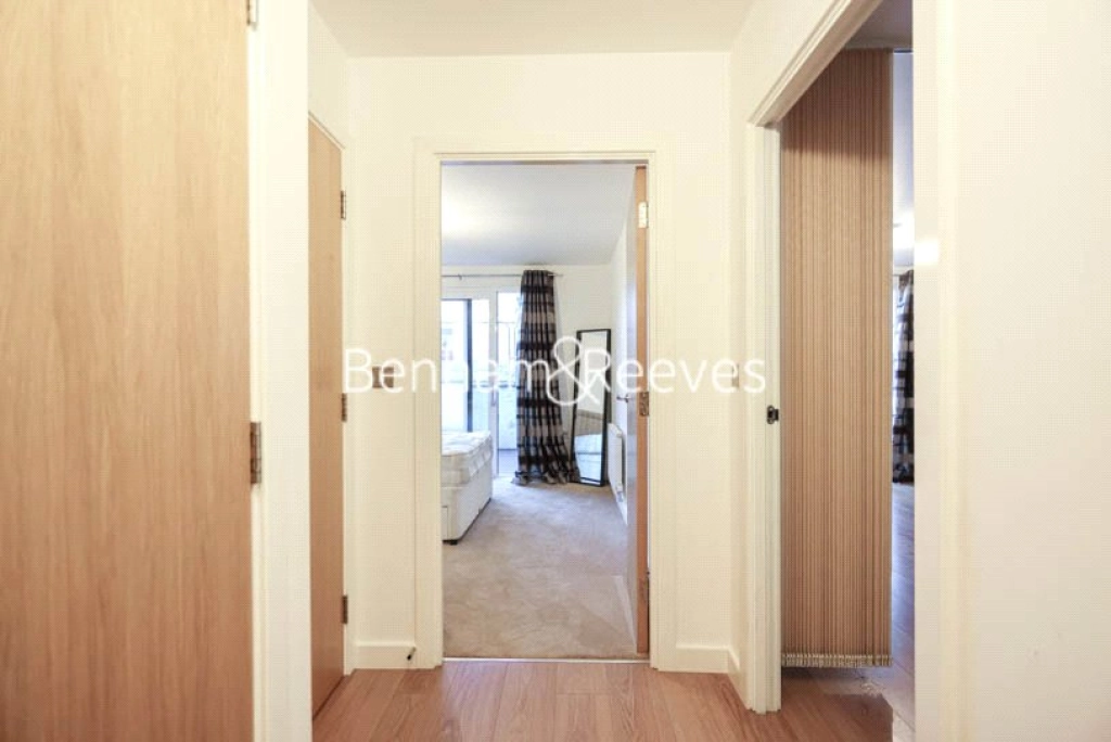 1 bedroom apartments/flats for sale in Barge Walk, London - SE10 view 8