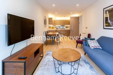 Duke of Wellington Avenue, London - SE18 view 1